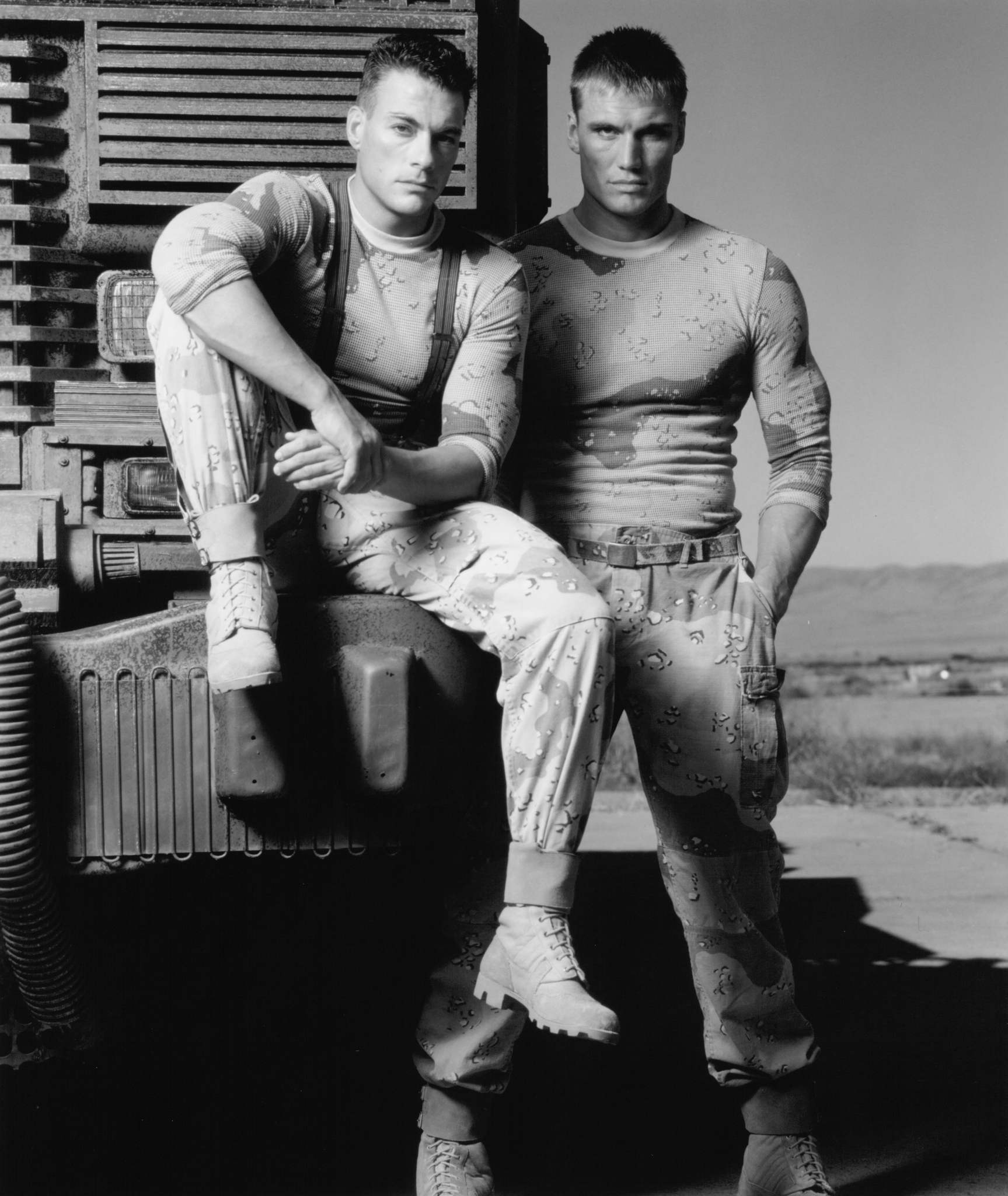 Still of Dolph Lundgren and Jean-Claude Van Damme in Universal Soldier (1992)