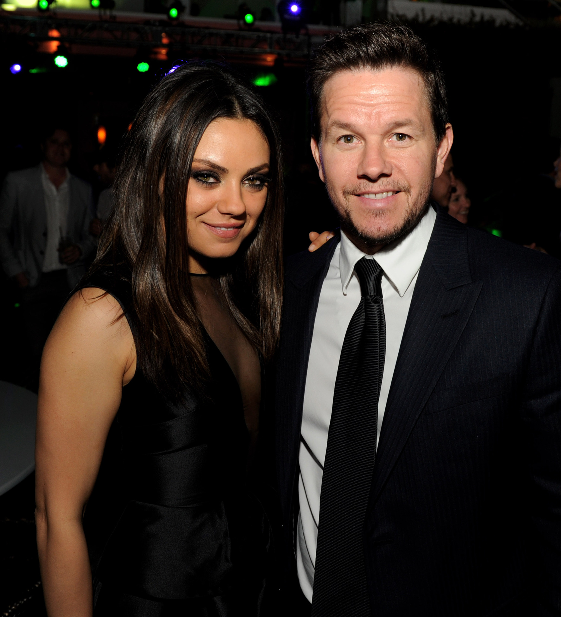 Mark Wahlberg and Mila Kunis at event of Tedis (2012)