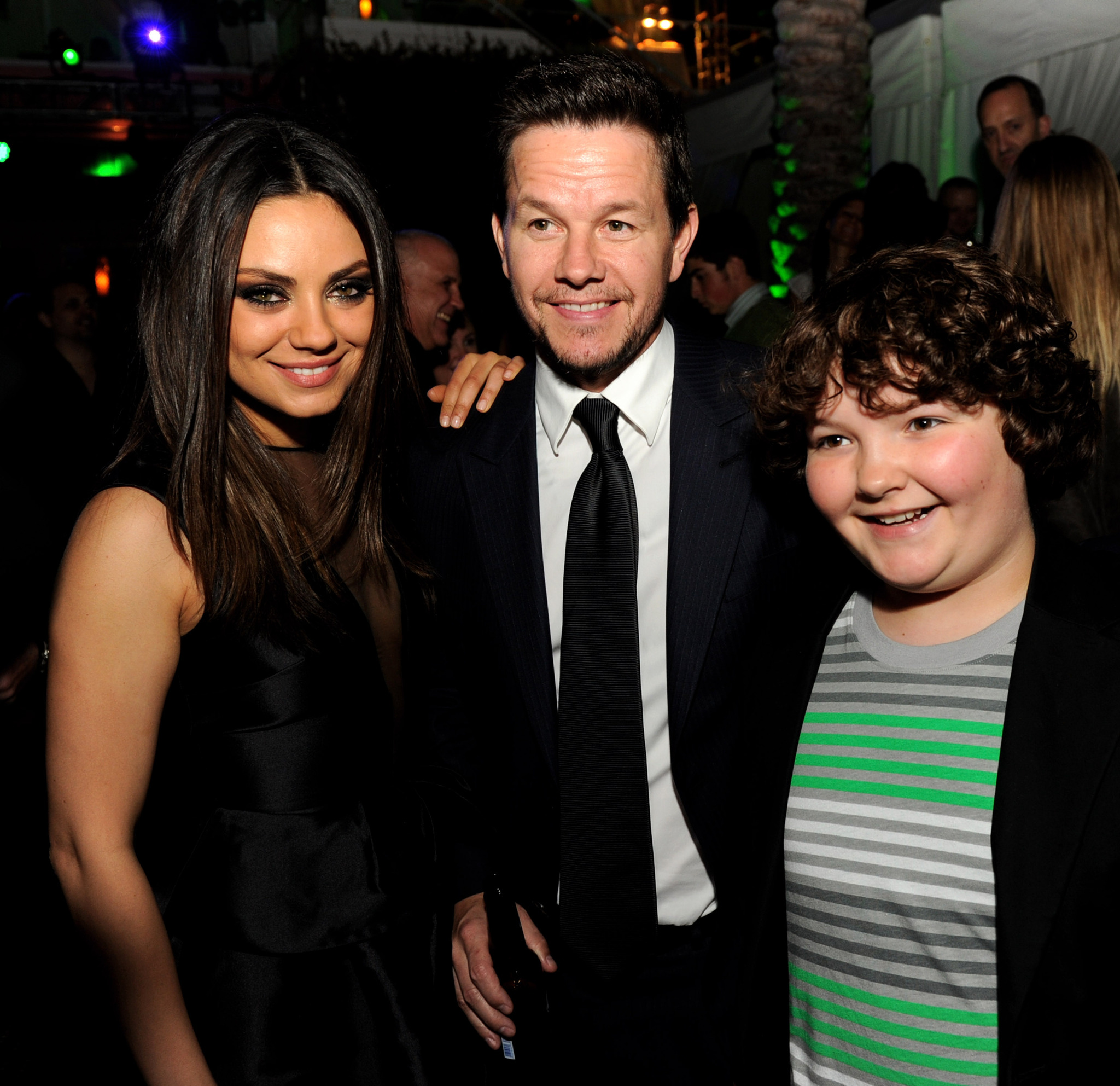 Mark Wahlberg, Mila Kunis and Aedin Mincks at event of Tedis (2012)