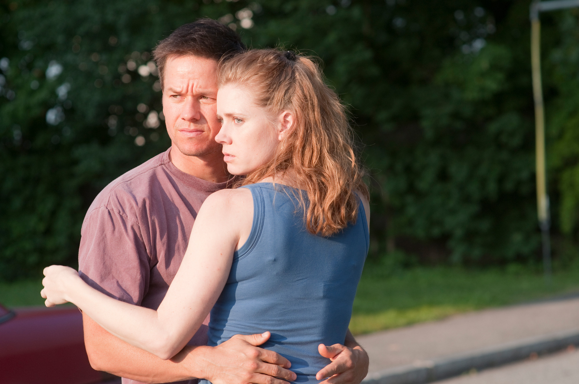 Still of Mark Wahlberg and Amy Adams in Kovotojas (2010)