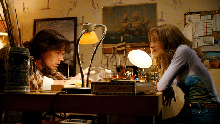 Still of Mark Wahlberg and Saoirse Ronan in The Lovely Bones (2009)