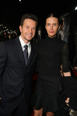 Mark Wahlberg and Rhea Durham at event of Snaiperis (2007)