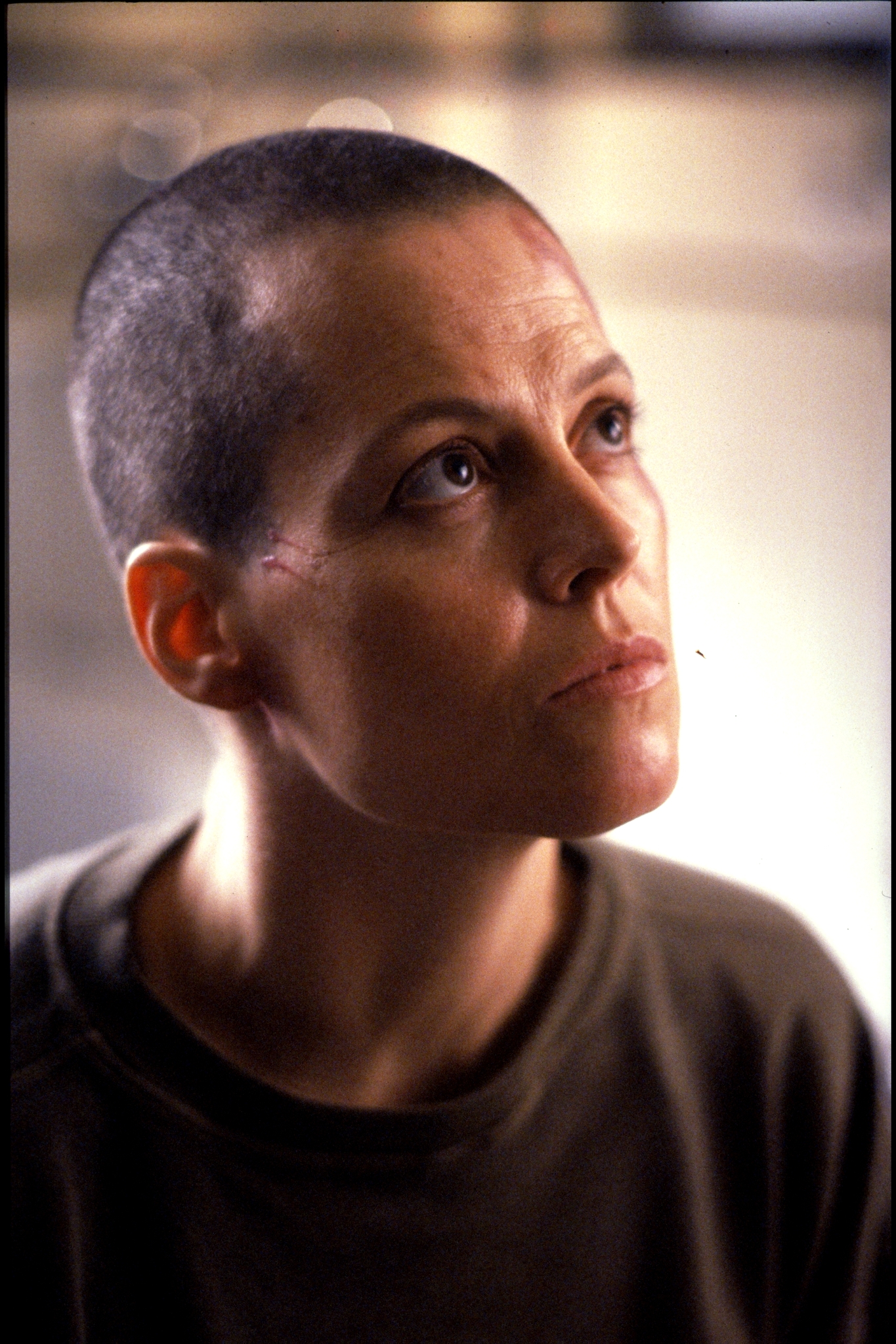 Still of Sigourney Weaver in Svetimas 3 (1992)