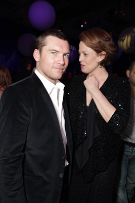 Sigourney Weaver and Sam Worthington at event of Isikunijimas (2009)