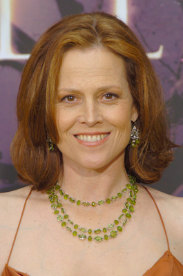 Sigourney Weaver at event of The Village (2004)