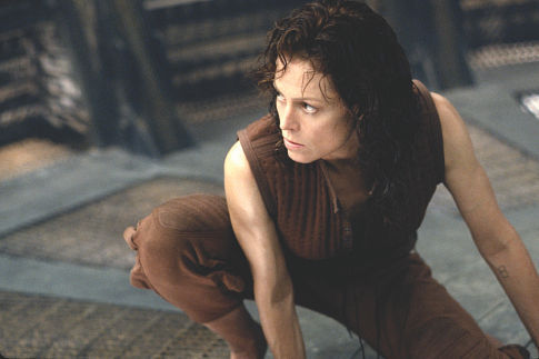 Still of Sigourney Weaver in Alien: Resurrection (1997)