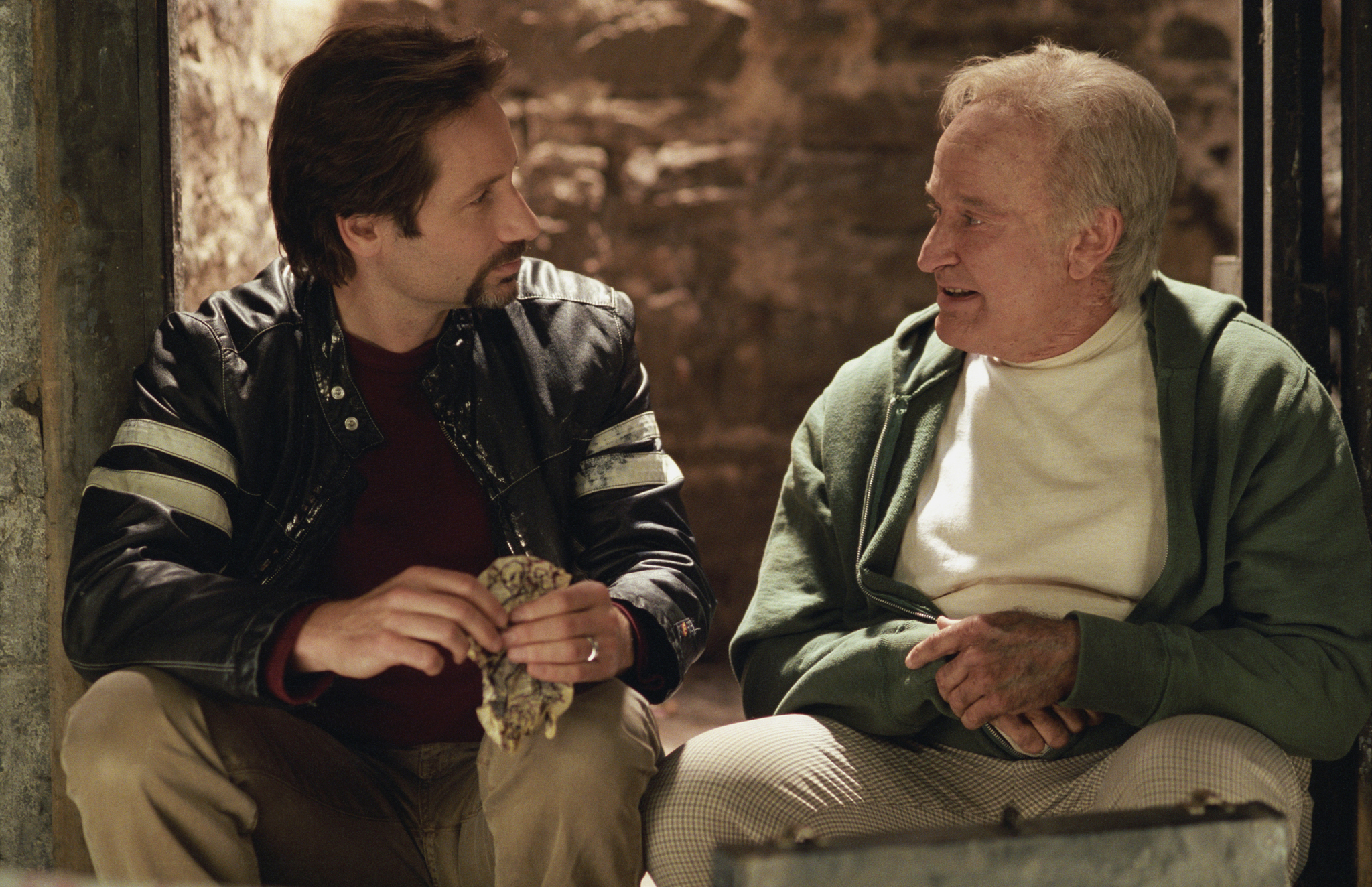 Still of David Duchovny and Robin Williams in House of D (2004)