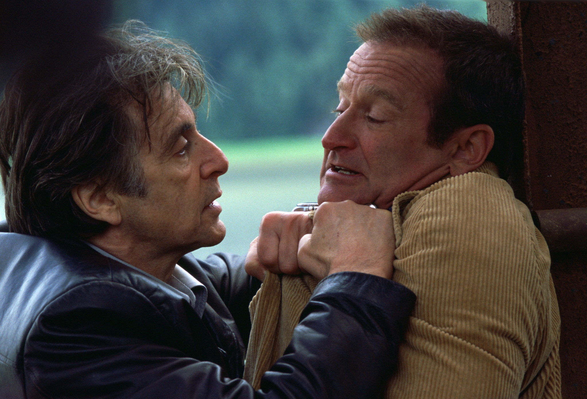 Still of Al Pacino and Robin Williams in Nemiga (2002)