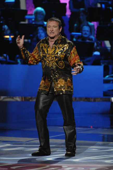 Still of Robin Williams in American Idol: The Search for a Superstar (2002)