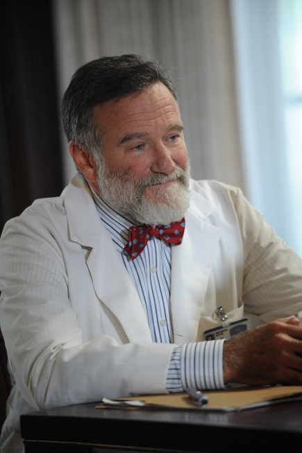 Still of Robin Williams in Wilfred (2011)