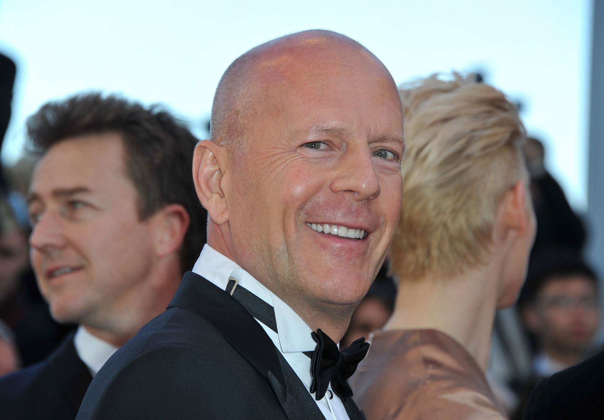 Bruce Willis, Edward Norton and Tilda Swinton at event of Menesienos karalyste (2012)