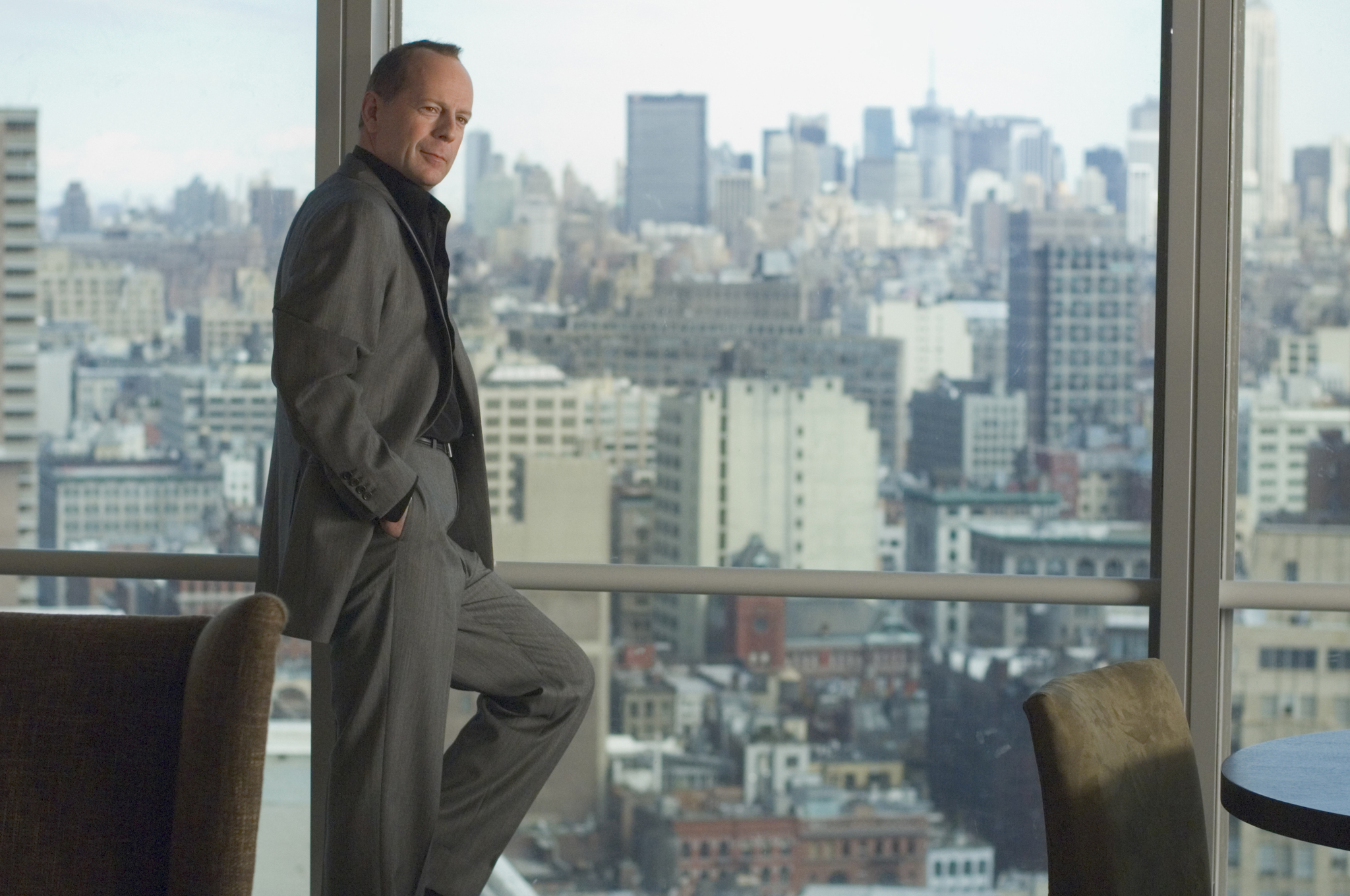 Still of Bruce Willis in Perfect Stranger (2007)