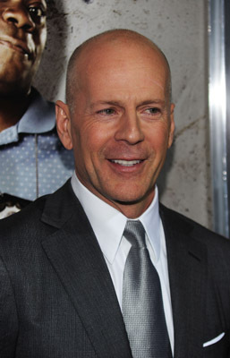 Bruce Willis at event of Tik nekvieskite faru! (2010)