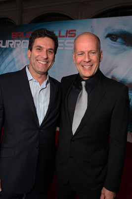 Bruce Willis and Oren Aviv at event of Svetimas kunas (2009)