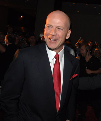 Bruce Willis at event of Kietas riesutelis 4.0 (2007)