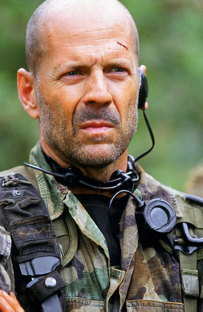 Still of Bruce Willis in Tears of the Sun (2003)