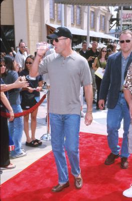 Bruce Willis at event of The Kid (2000)