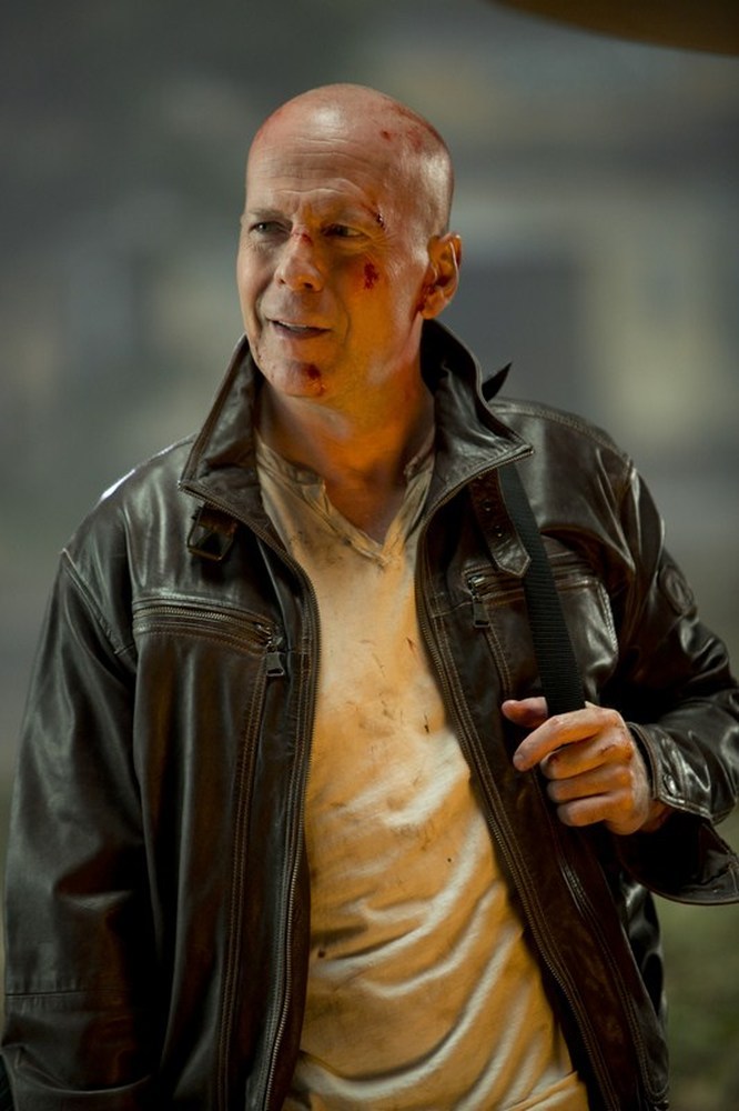 Still of Bruce Willis in Kietas riesutelis. Puiki diena mirti (2013)