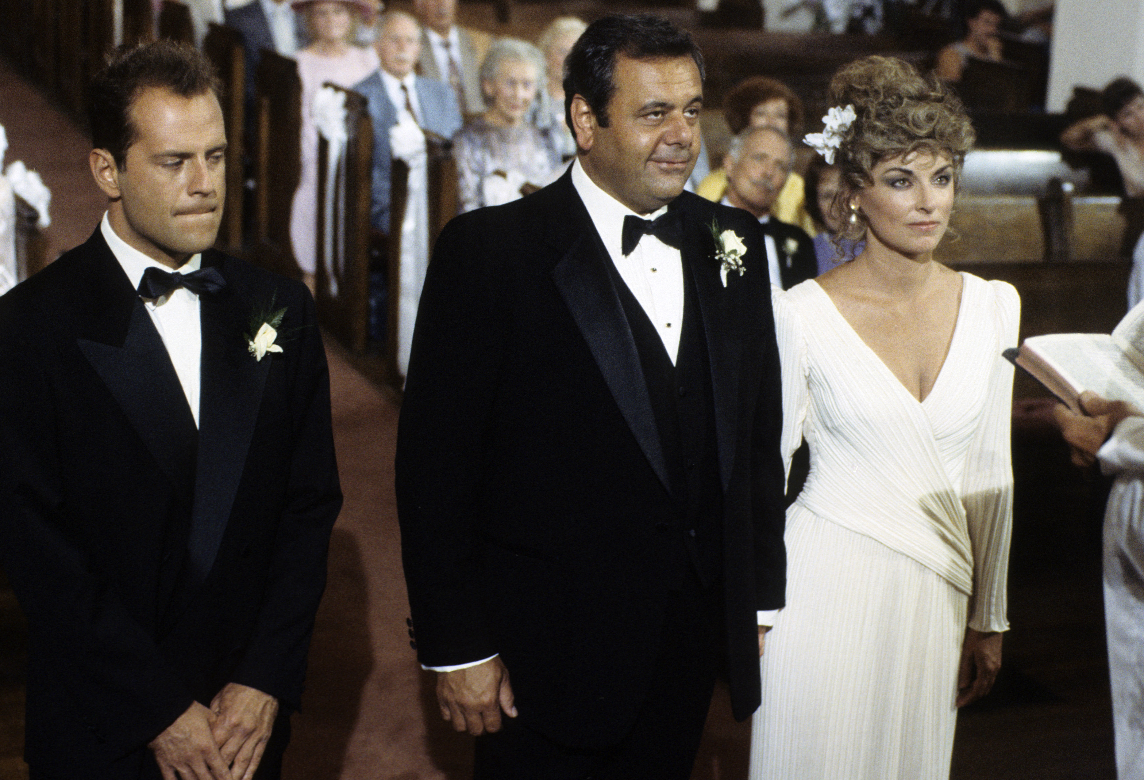 Still of Bruce Willis, Paul Sorvino and Brynn Thayer in Moonlighting (1985)