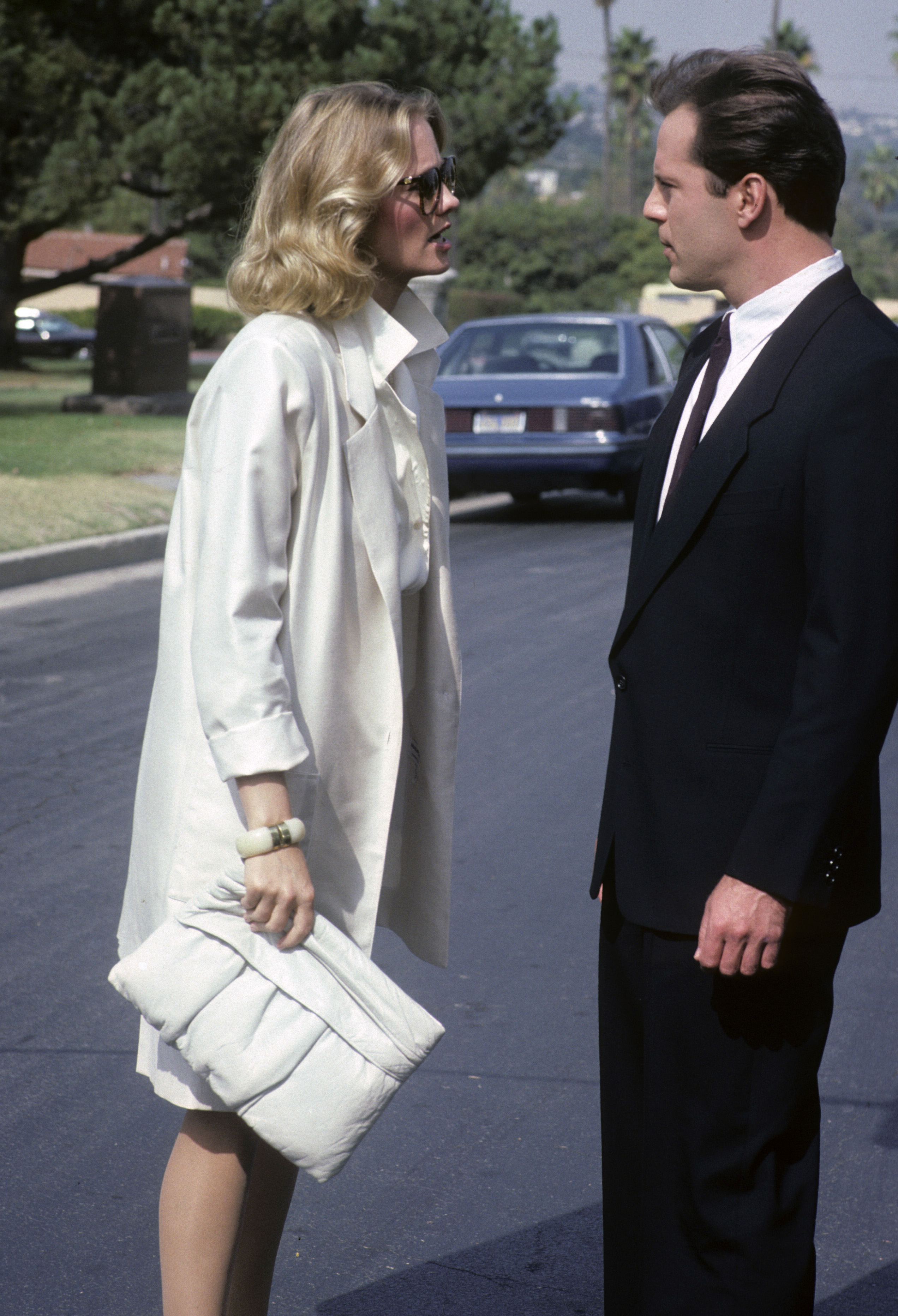 Still of Bruce Willis and Cybill Shepherd in Moonlighting (1985)