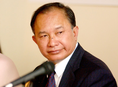 John Woo at event of All the Invisible Children (2005)