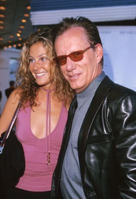 James Woods at event of What Lies Beneath (2000)