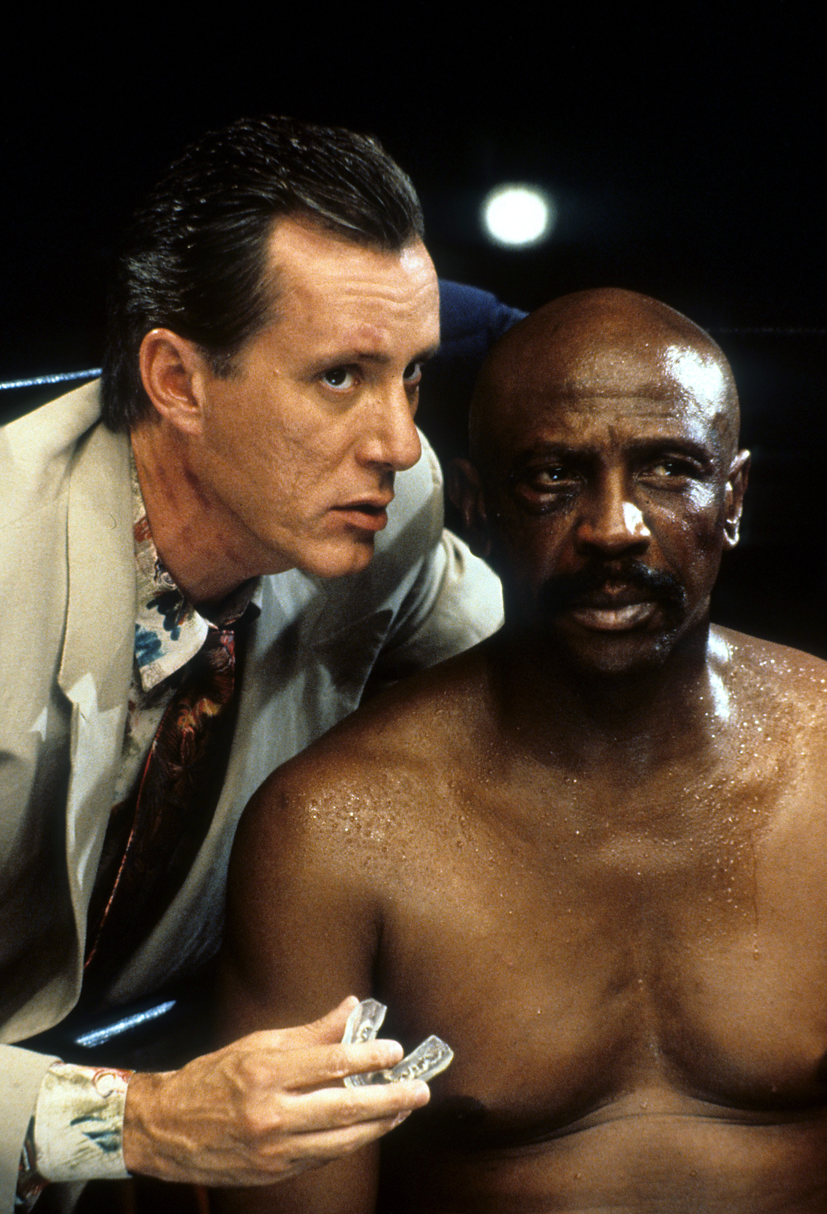 Still of James Woods and Louis Gossett Jr. in Diggstown (1992)