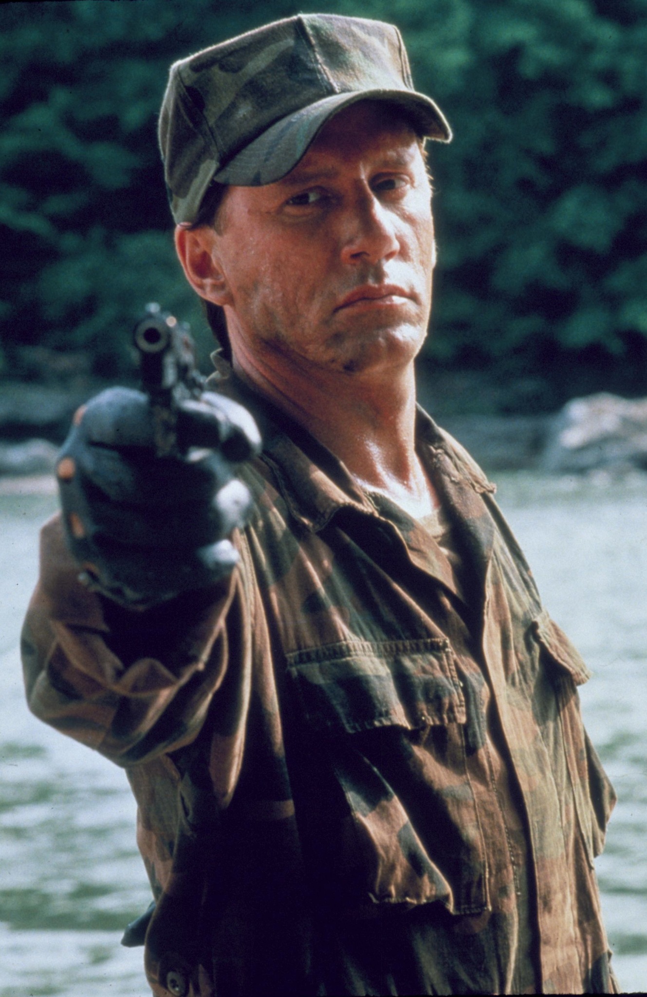 Still of James Woods in The Specialist (1994)