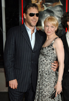 Russell Crowe and Renée Zellweger at event of Cinderella Man (2005)