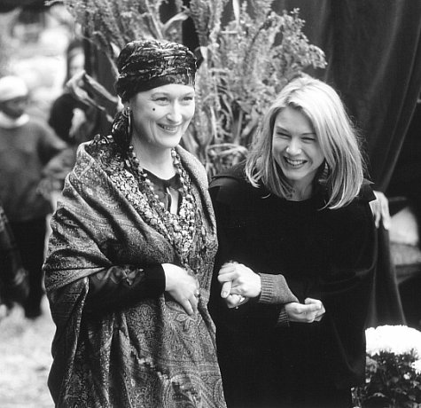 Still of Renée Zellweger and Meryl Streep in One True Thing (1998)