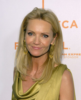 Joan Allen at event of Yes (2004)