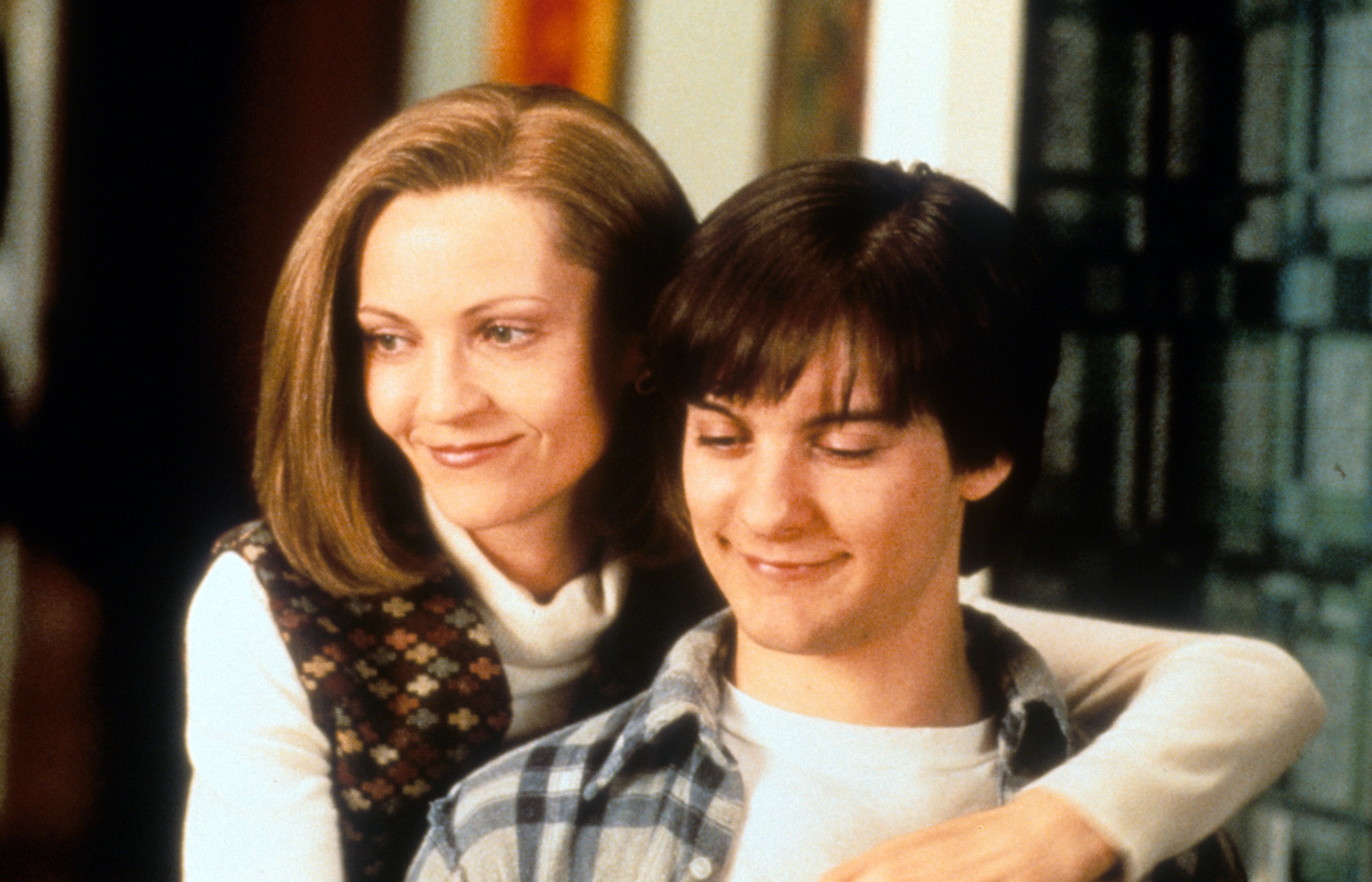 Still of Joan Allen and Tobey Maguire in The Ice Storm (1997)