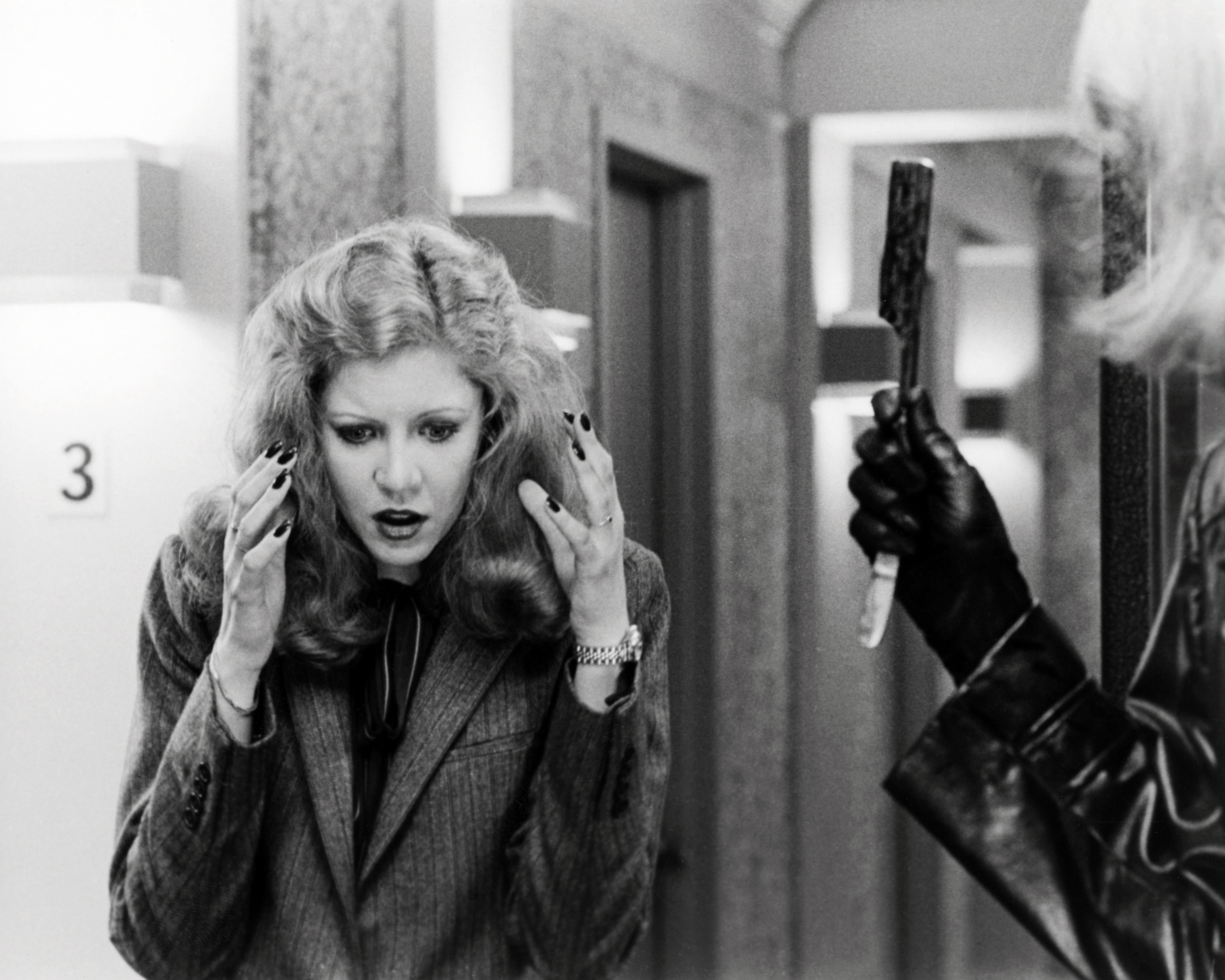 Still of Nancy Allen and Michael Caine in Dressed to Kill (1980)