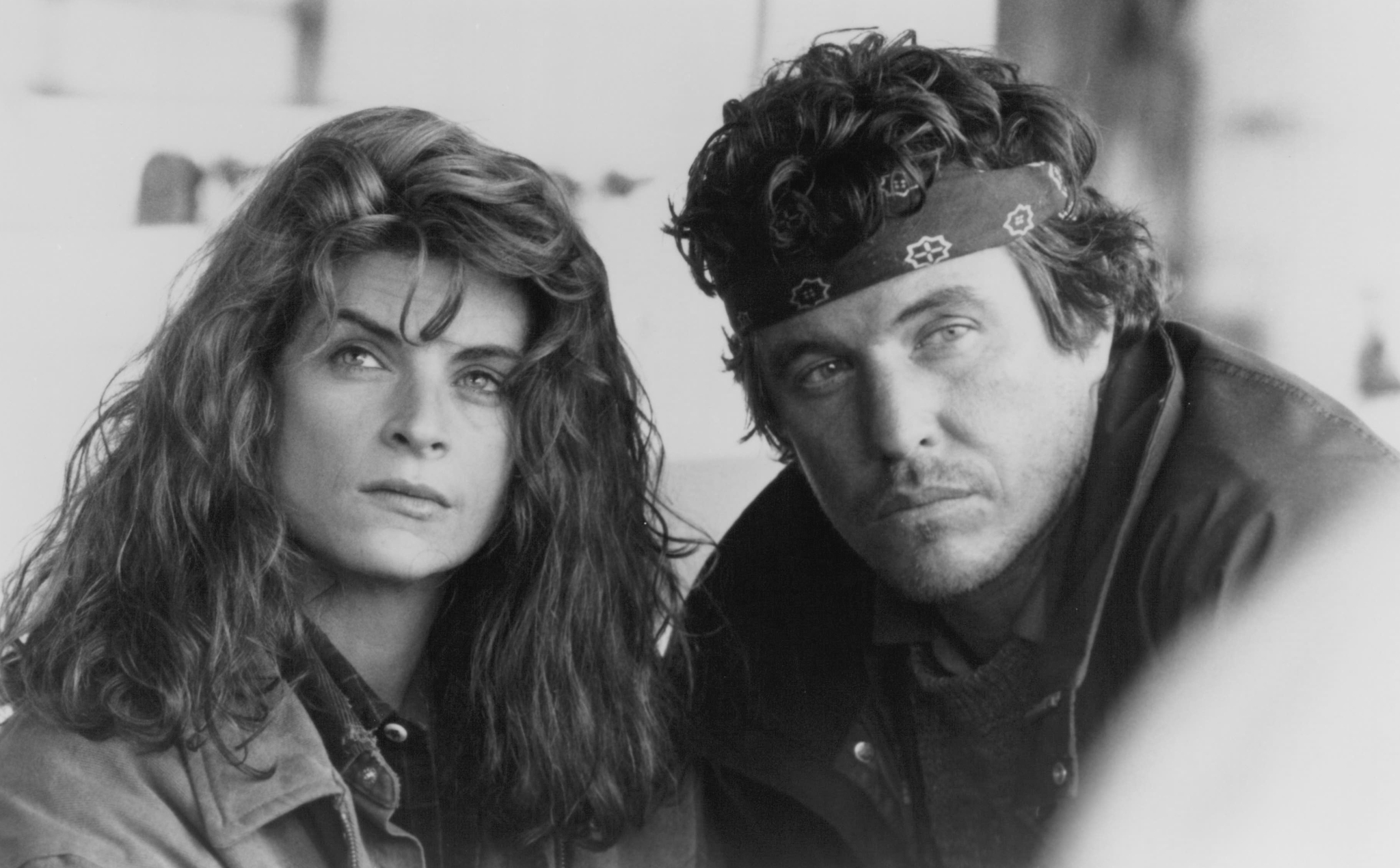 Still of Kirstie Alley and Tom Berenger in Shoot to Kill (1988)