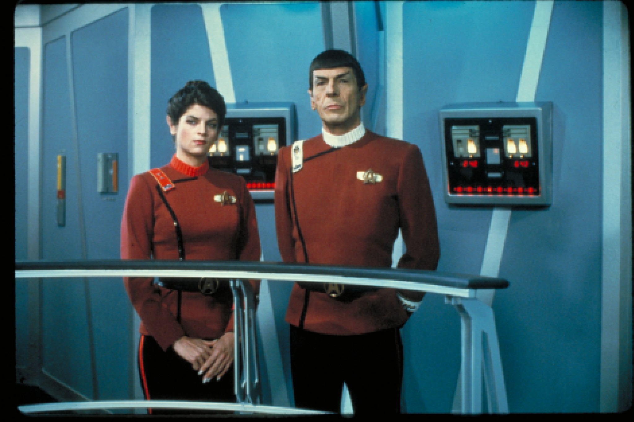 Still of Kirstie Alley and Leonard Nimoy in Star Trek: The Wrath of Khan (1982)