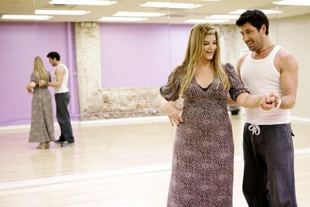 Still of Kirstie Alley and Maksim Chmerkovskiy in Dancing with the Stars (2005)