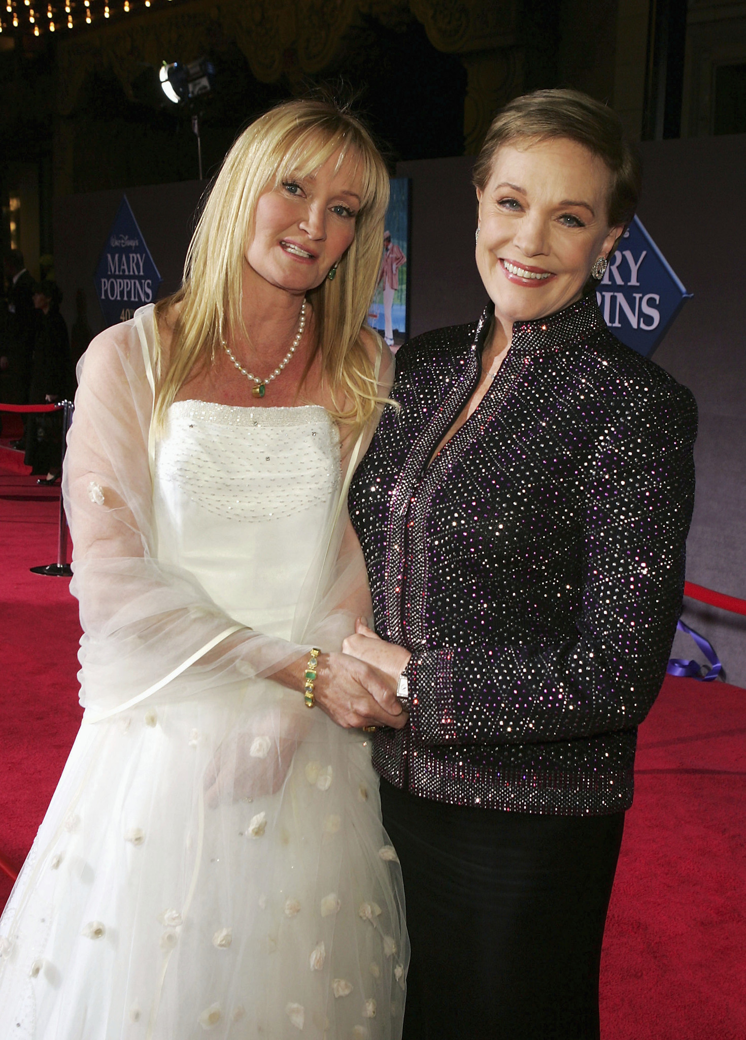 Julie Andrews and Karen Dotrice