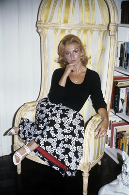 Ann-Margret at home