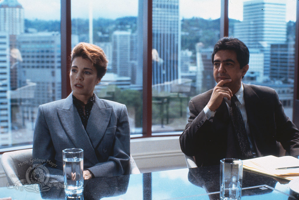 Still of Anne Archer and Joe Mantegna in Body of Evidence (1993)