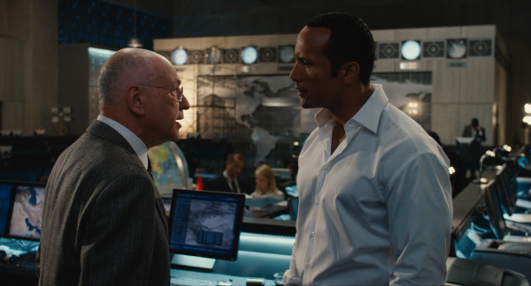 Still of Alan Arkin and Dwayne Johnson in Ieskokit Gudruzio! (2008)