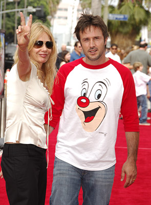David Arquette and Rosanna Arquette at event of Barnyard (2006)