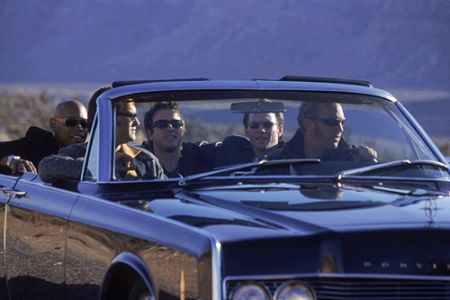 Still of Kevin Costner, Christian Slater, David Arquette, Kurt Russell and Bokeem Woodbine in 3000 Miles to Graceland (2001)