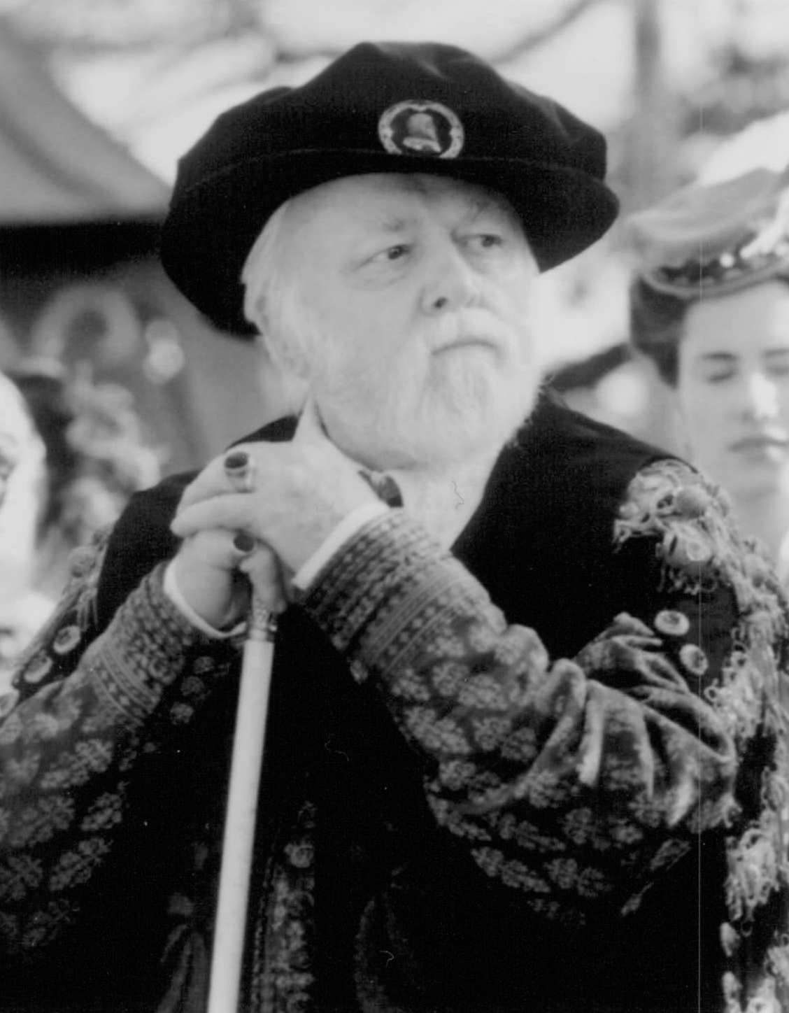 Still of Richard Attenborough in Elizabeth (1998)