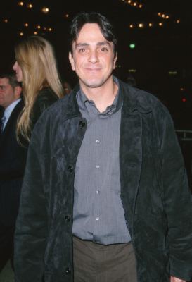 Hank Azaria at event of The Whole Nine Yards (2000)