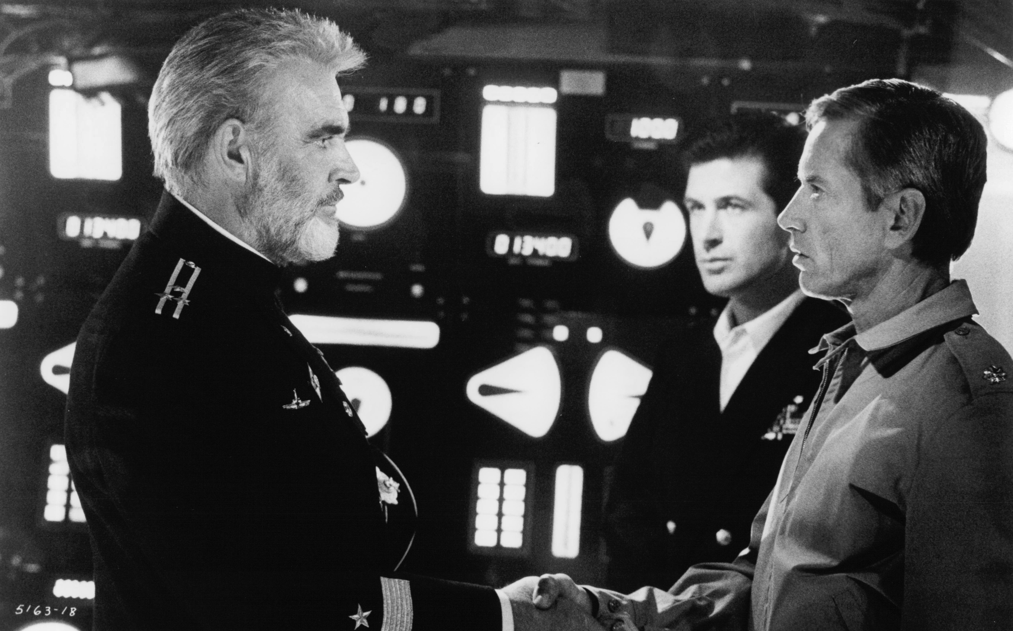 Still of Sean Connery, Alec Baldwin and Scott Glenn in The Hunt for Red October (1990)