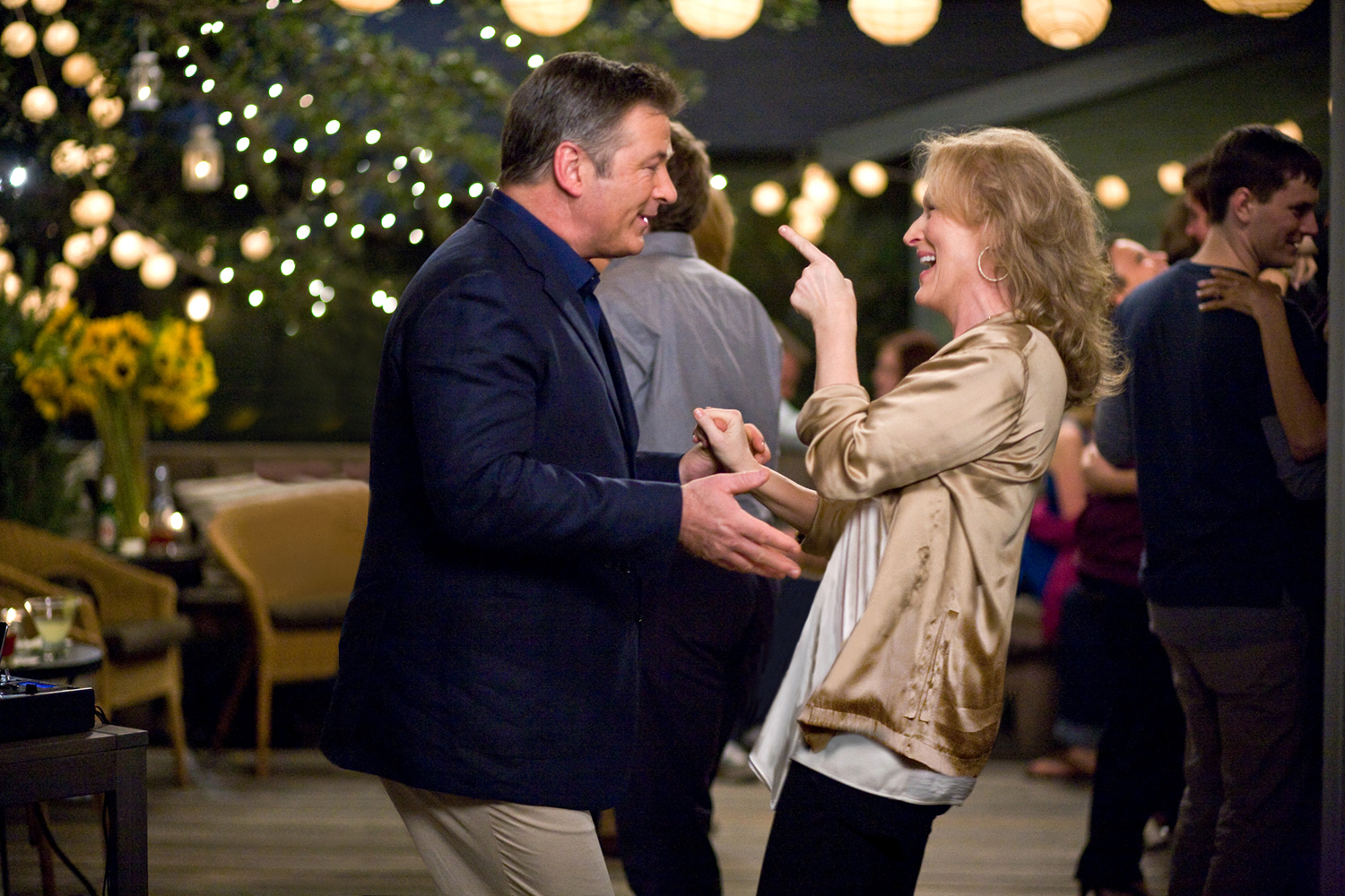 Still of Alec Baldwin and Meryl Streep in Tai... sudetinga (2009)