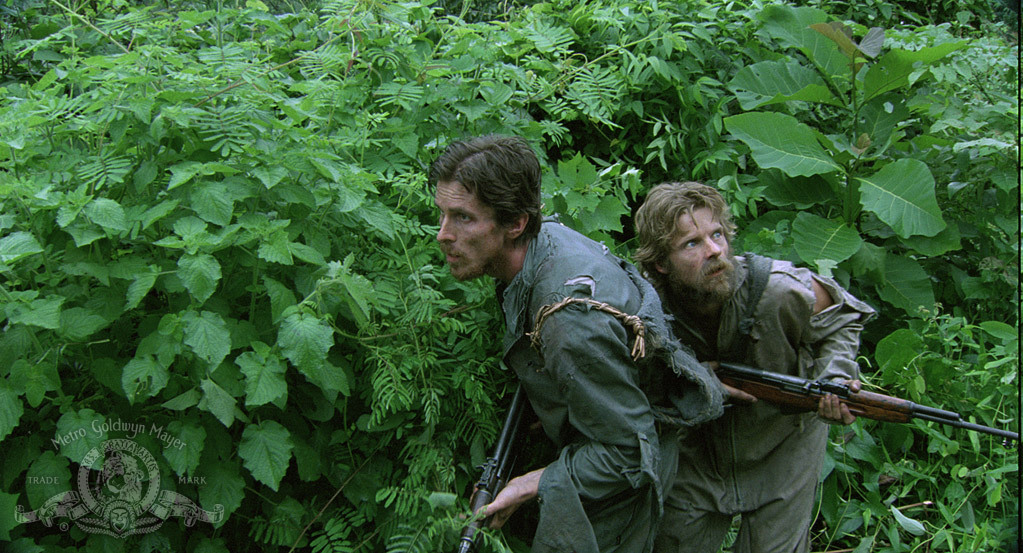 Still of Christian Bale and Steve Zahn in Rescue Dawn (2006)