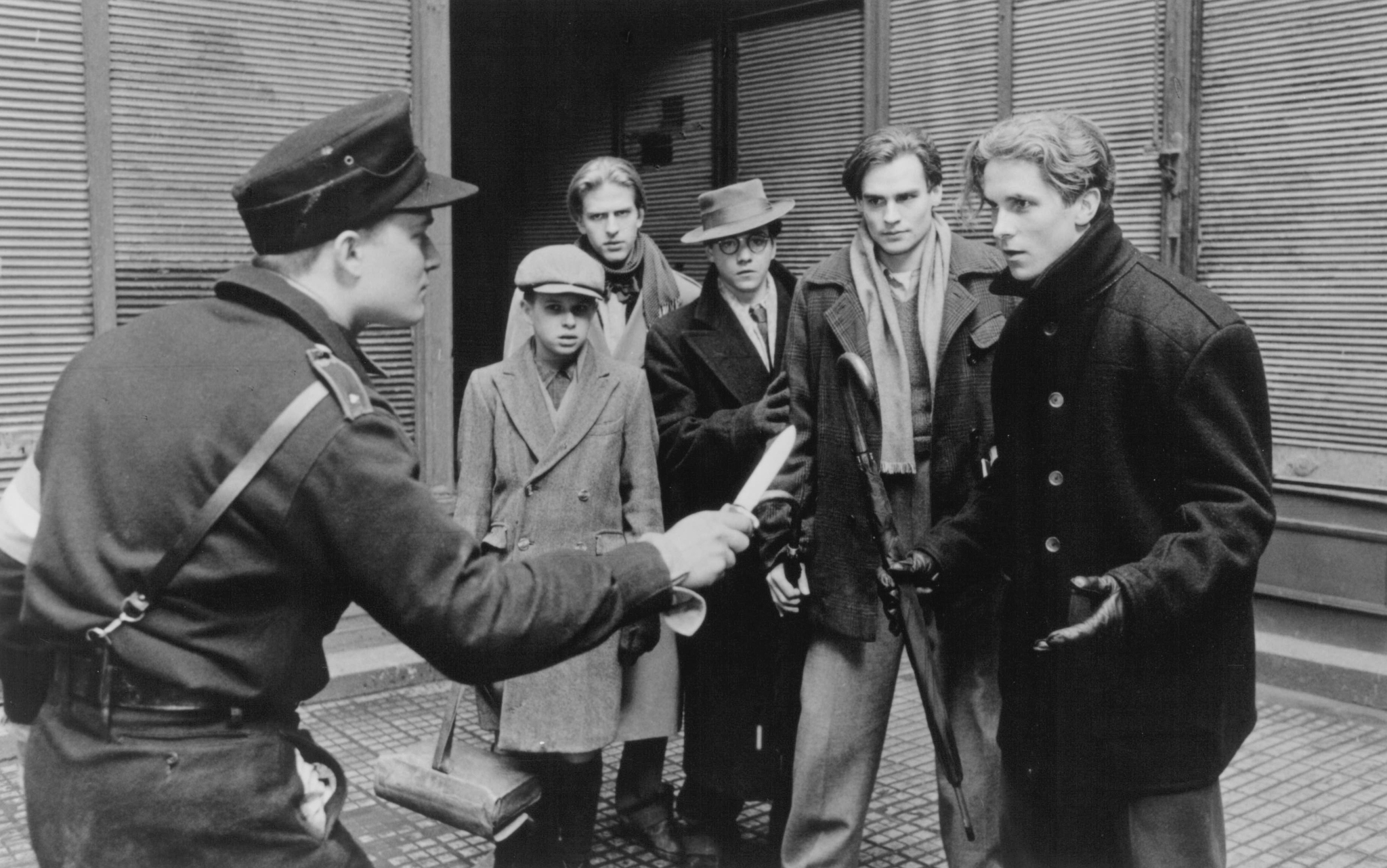 Still of Christian Bale, Robert Sean Leonard and Frank Whaley in Swing Kids (1993)