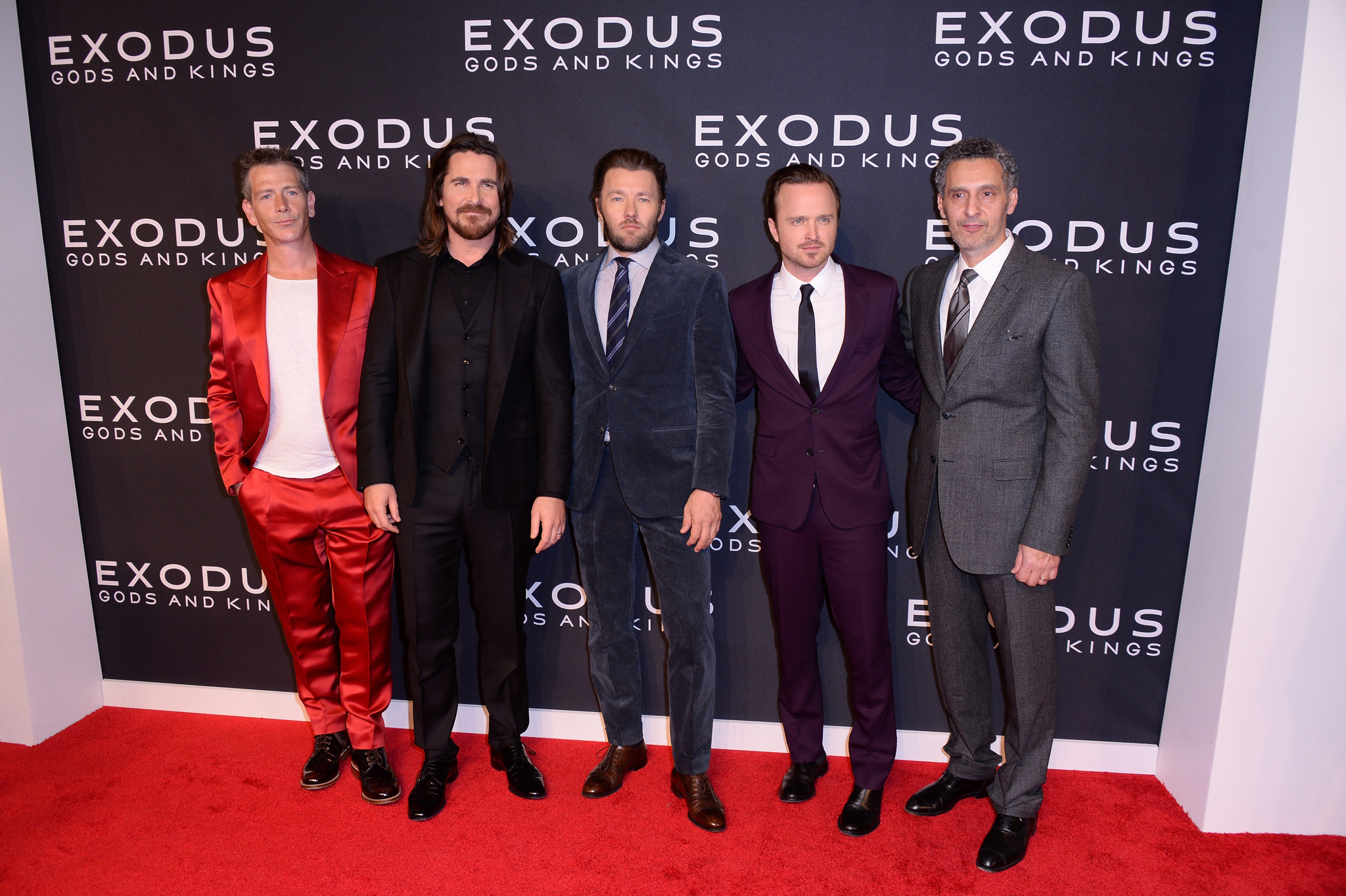 Christian Bale, John Turturro, Joel Edgerton, Ben Mendelsohn and Aaron Paul at event of Egzodas. Dievai ir karaliai (2014)