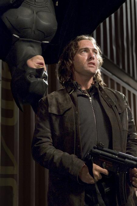 Still of Christian Bale in Betmenas: Pradzia (2005)